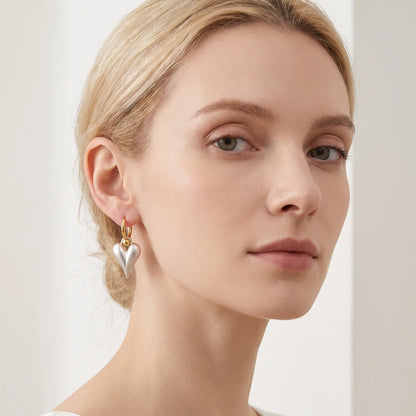 Heart-Shaped Brushed Hoop Earrings - Elegant Niche Design Jewelry DZEH4743