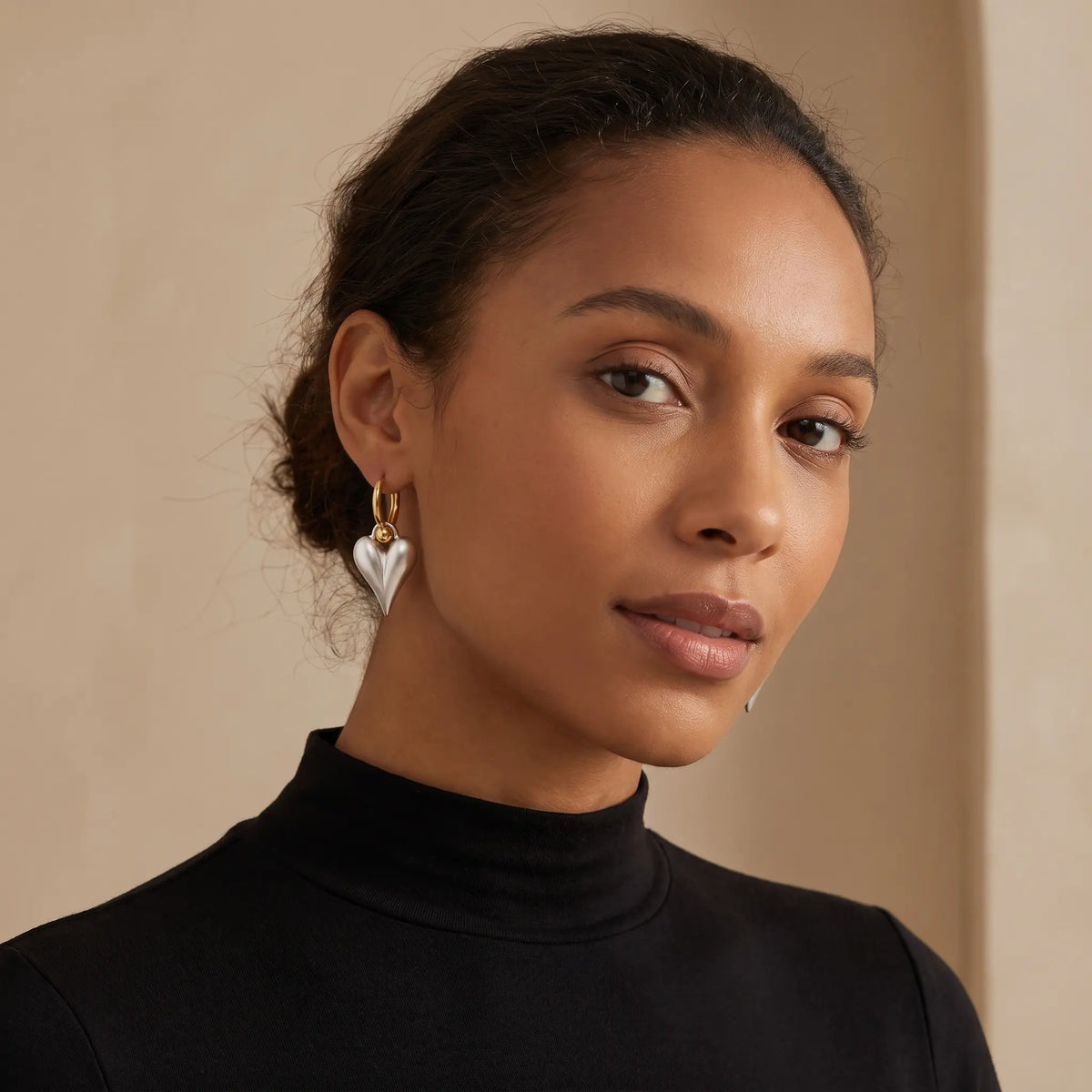 Heart-Shaped Brushed Hoop Earrings - Elegant Niche Design Jewelry DZEH4743