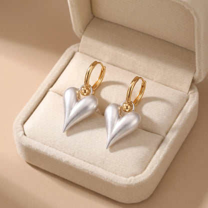 Heart-Shaped Brushed Hoop Earrings - Elegant Niche Design Jewelry DZEH4743